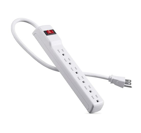 REGLETA POLARIZADA DE 6 TOMACORRIENTES NEMA 5-15P. 125 VOLT – 60 HZ. LONGITUD DE 2FT.
